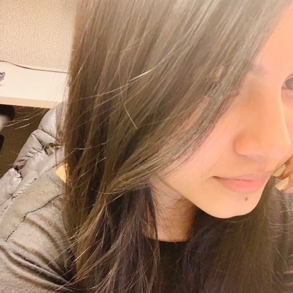 Profile Picture of Anuradha Sen (@anuradhasen) on Poshmark