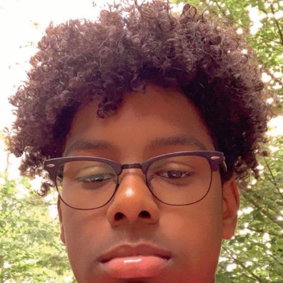 Profile Picture of Matthew Douglas (@matthewdougl871) on Poshmark