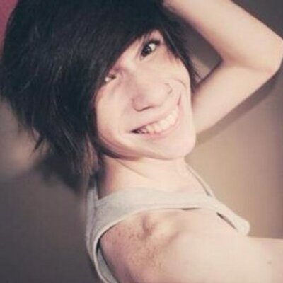 Profile Picture of Aaron DeAngelo (@BAMitsDeAngelo) on Twitter