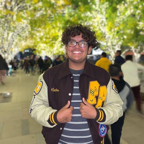 Profile Picture of Carlos Baca (@carlosbaca09) on Poshmark