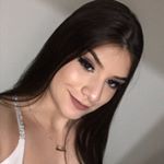 Profile Picture of Nicole Ribeiro (@nicandradee) on Instagram