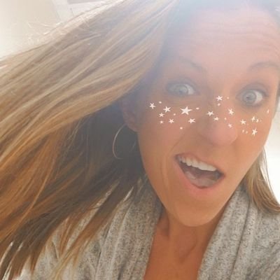 Profile Picture of *Melinda* (@m_graham14) on Twitter