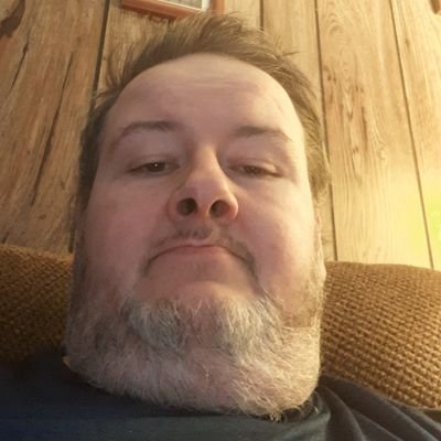 Profile Picture of Robert Sayer (@SayerLeann) on Twitter