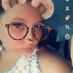 Profile Picture of Carlyn Jill Lascher🌺🌹🌼🌻 (@heyitsprettybluebabe) on Instagram