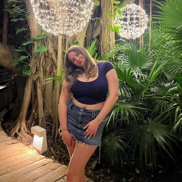 Profile Picture of Sam Hoberman (@samhoberman) on Poshmark