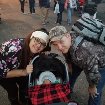 Profile Picture of Joseph & Larissa (@theallenfamily_) on Twitter