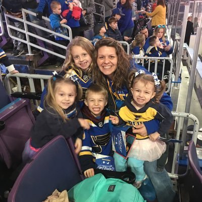 Profile Picture of Kasey Gannon Kaiser (@KaseyGKaiser) on Twitter