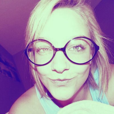 Profile Photo of Danielle Engelbrecht (@HotCake20000) on Twitter