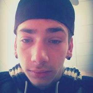 Profile Picture of Nicholas Cino (@nicholascino003) on Twitter