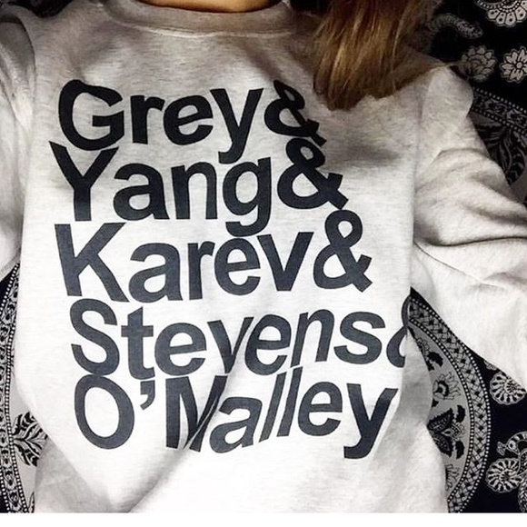 Profile Picture of Simone Burkhamer (@simone_noelle7) on Poshmark