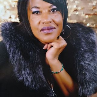 Profile Picture of Lenora Mason (@lenora.mason.391) on Facebook