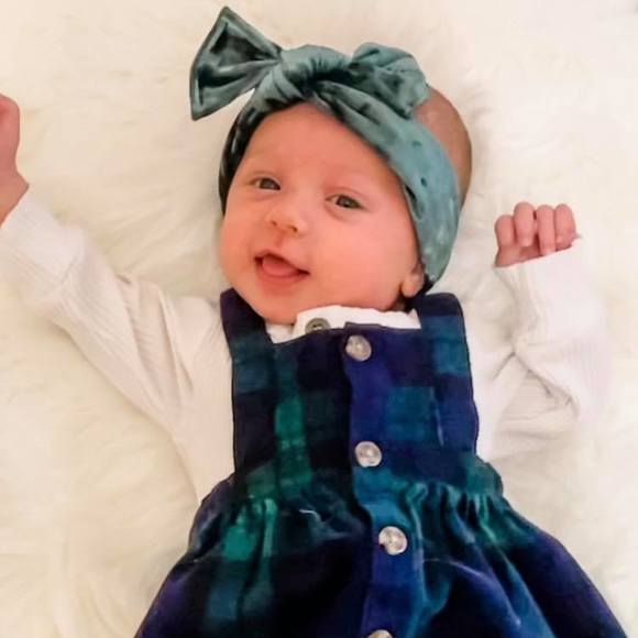 Profile Picture of Sue Ruotolo (@suezque0129) on Poshmark