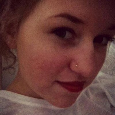 Profile Picture of Jodie Ella Pearce (@jo_pear) on Twitter