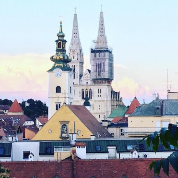 Profile Picture of Rory ana Nazaruk (@rnazaruk) on Poshmark