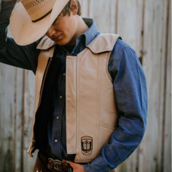 Profile Picture of Tate Tapley (@tatetapley) on Poshmark