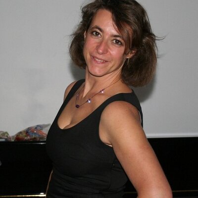 Profile Picture of Caroline Roux (@calypso1968) on Twitter