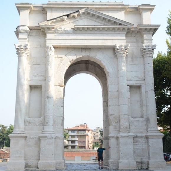 Profile Picture of Philip Helman (@philmayo11) on Poshmark