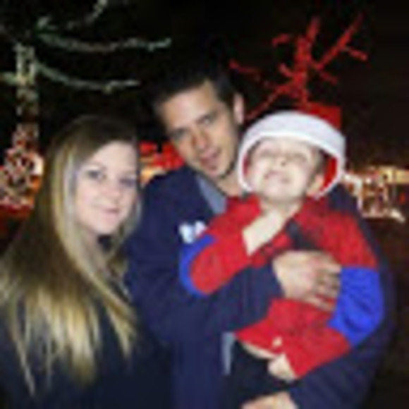 Profile Picture of Corey Hopkins (@cwhopkins1217) on Poshmark