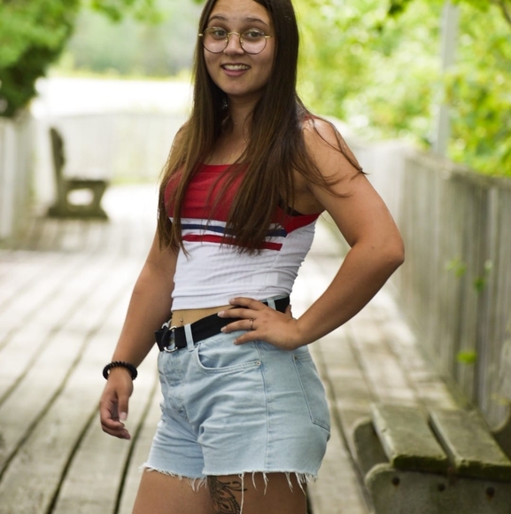 Profile Picture of Marisa Reschke (@marisareschke) on Poshmark