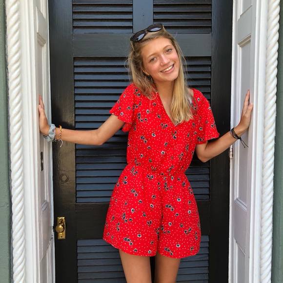 Profile Picture of Eliza Morrow (@bawizabamonkey) on Poshmark