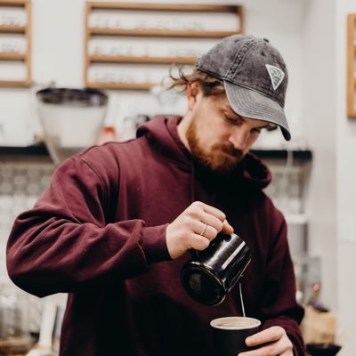 Profile Picture of Jesse Owen Martin (@JesseMartin_) on Twitter