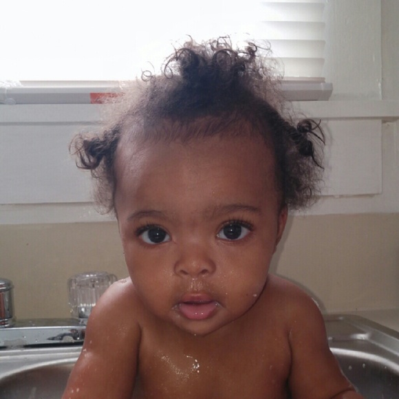 Profile Picture of Dexter Martin (@dex318) on Poshmark