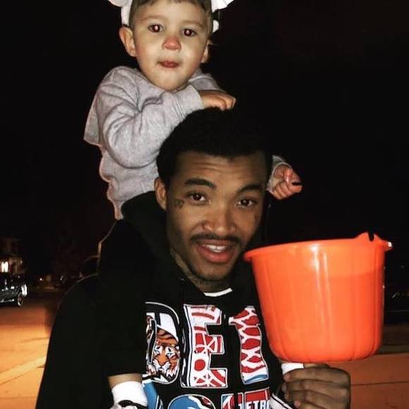 Profile Picture of Cherrelle Croffett (@ccroffett) on Poshmark