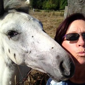 Profile Picture of Lynette Morales (@sunfeatherrainbow) on Myspace