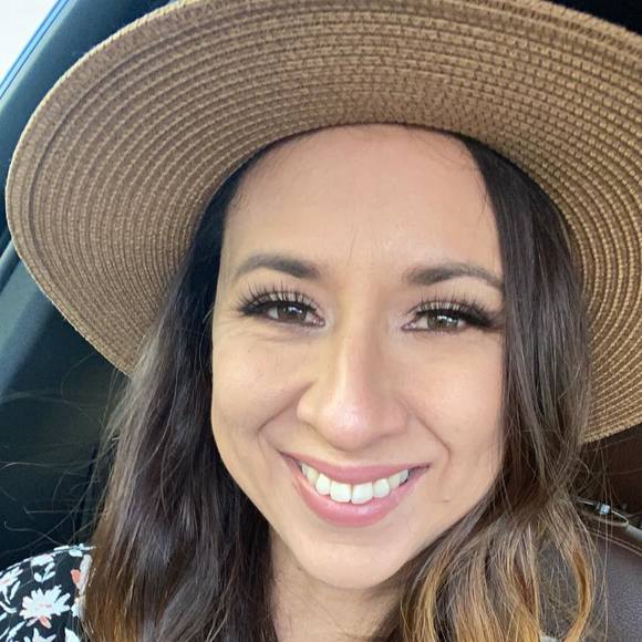 Profile Picture of Robin Stillman (@haynqt32) on Poshmark