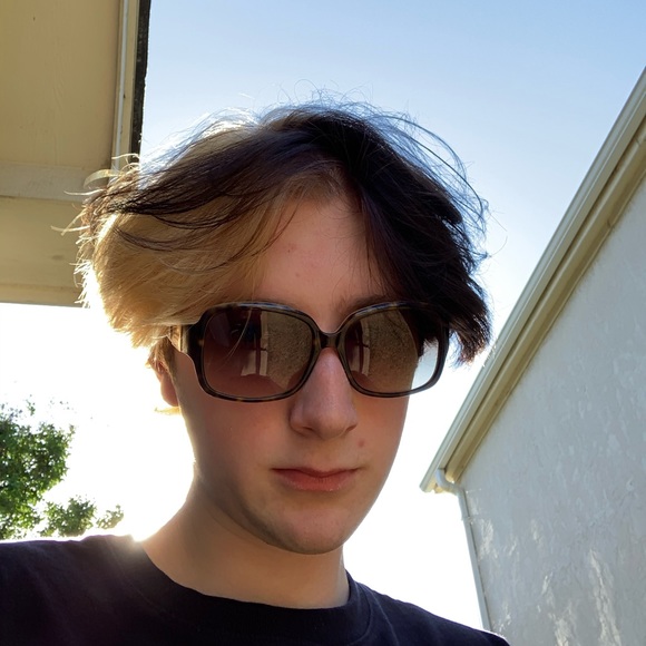 Garritt Doyle - Poshmark Profile Picture of Garritt Doyle (@pettercrappim) on Poshmark