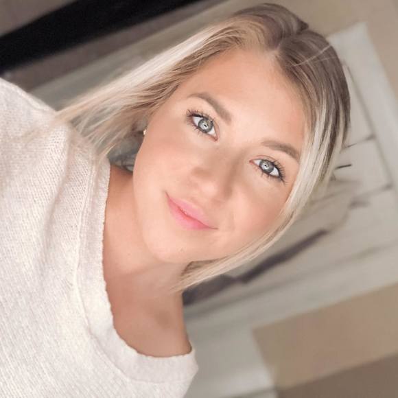 Profile Picture of Riley Pyke (@rileypyke) on Poshmark