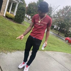 Profile Picture of Mikey Willams 2 acc (@Your_boiMikey) on Pinterest