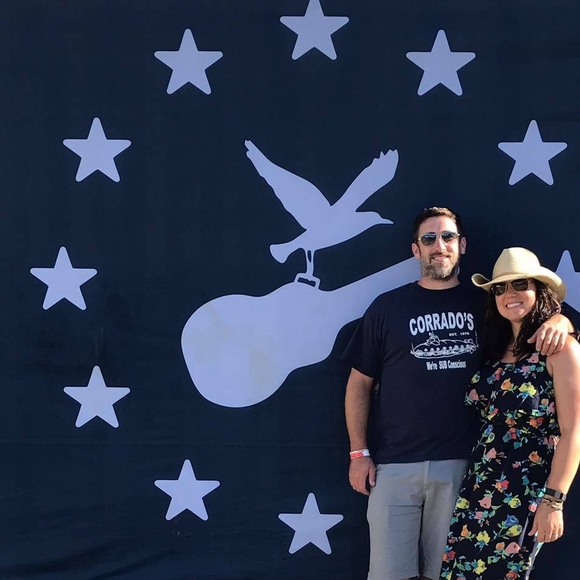 Profile Picture of Dan Weinrebe (@danweinrebe) on Poshmark