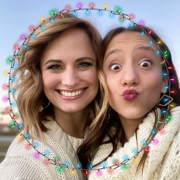 Profile Picture of Suzanne Steece (@suzy2shoes) on Poshmark