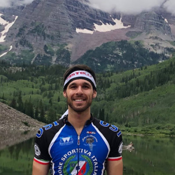 Ethan Galowitz - Poshmark Profile Picture of Ethan Galowitz (@egalowitz) on Poshmark