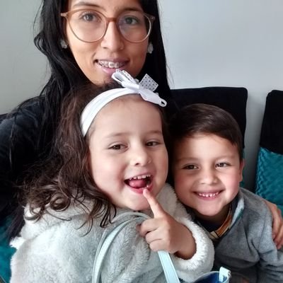 Profile Picture of Daniela Rubio ∞ (@Nani_Rubio) on Twitter