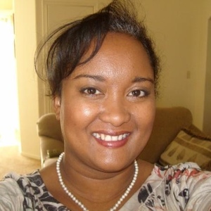 Profile Picture of Gwen Watts (@dogscorpio) on Myspace