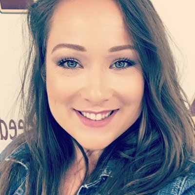 Profile Picture of Ginger Van Wey (@SraVanWey) on Twitter