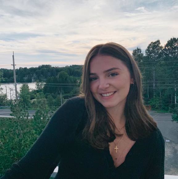Profile Picture of Rosetta Cammalleri (@rosettacam) on Poshmark