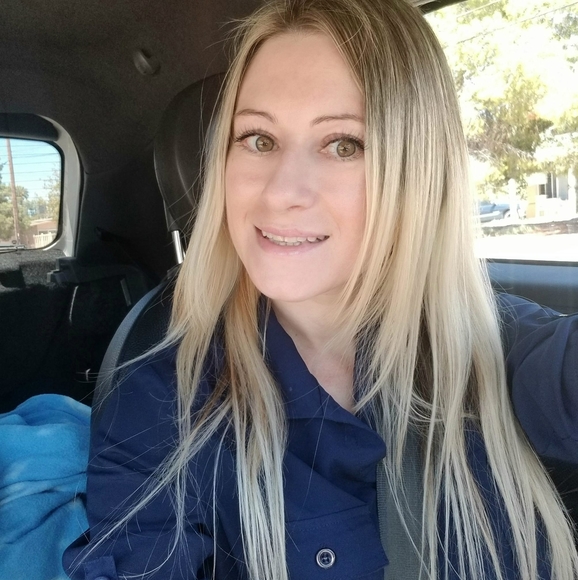 Profile Picture of Irina victoria Tischenko (@itischenko) on Poshmark