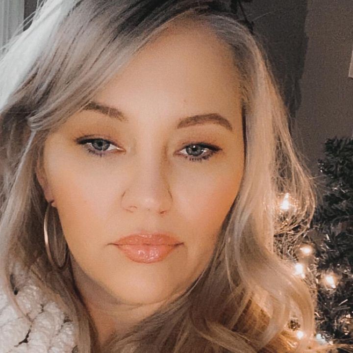 Profile Picture of user8590821930170 (@val_bolduc) on Tiktok