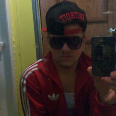 Profile Picture of Lawrence Thacker (@LawThacker10) on Twitter