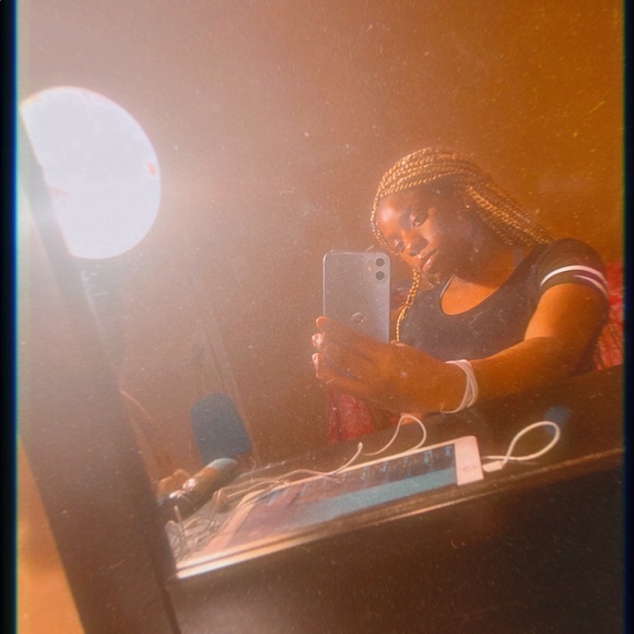 Profile Picture of Raileisha Fallen (@raileisha) on Poshmark