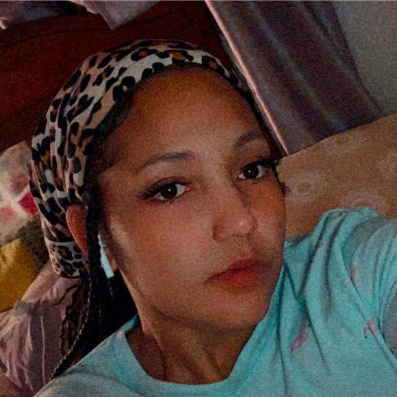 Profile Picture of Alexis Notto (@angelfacelov) on Poshmark