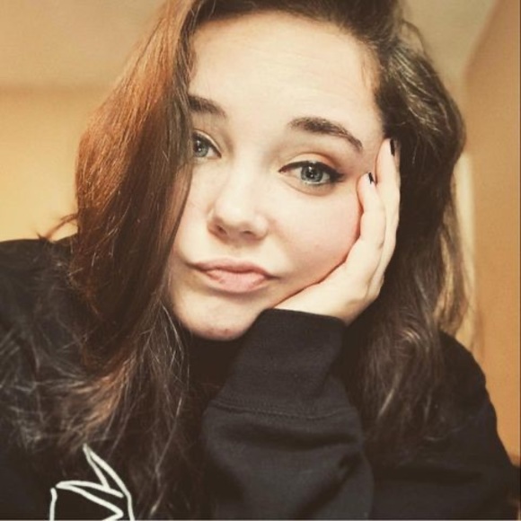 Profile Picture of Gabrielle Bruno (@gabriellejbruno) on Poshmark