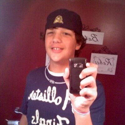 Profile Picture of Josh Porterfield (@XzJoShUa16xX) on Twitter