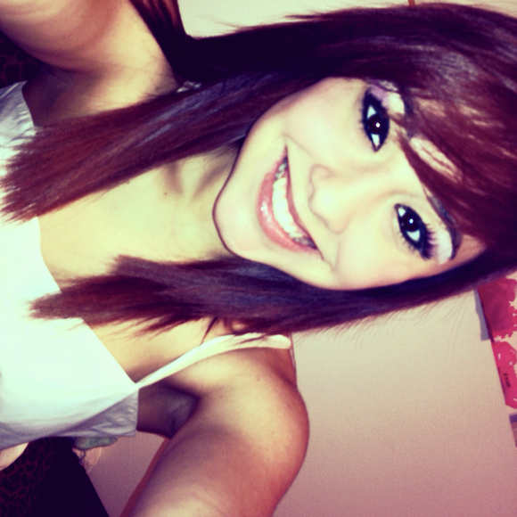 Profile Picture of Ianaresy Silva (@ianaresy) on Poshmark