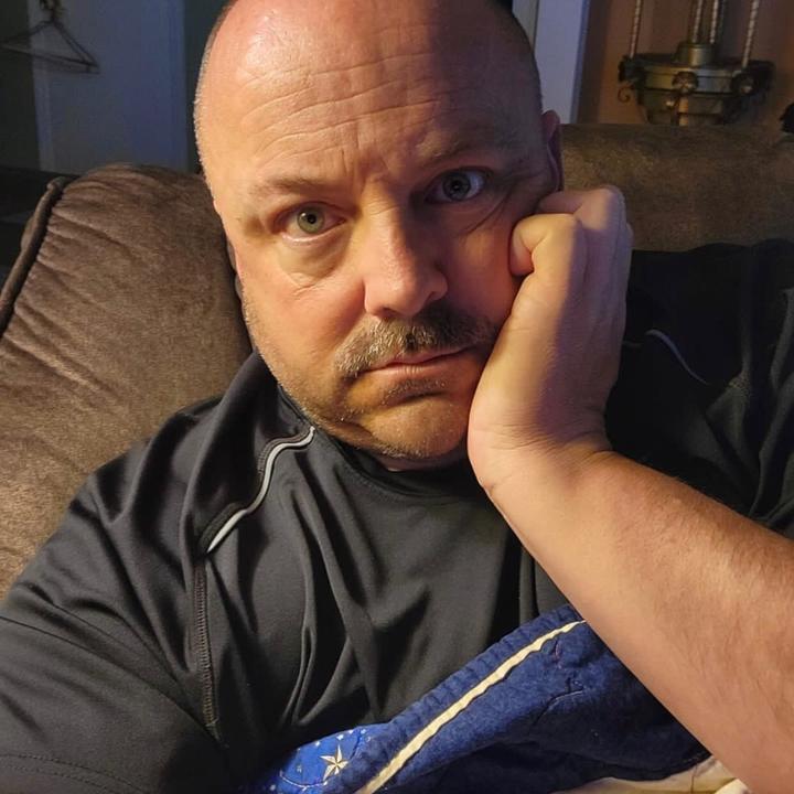 Profile Picture of Robert manny (@mannykhoshbin30) on Tiktok