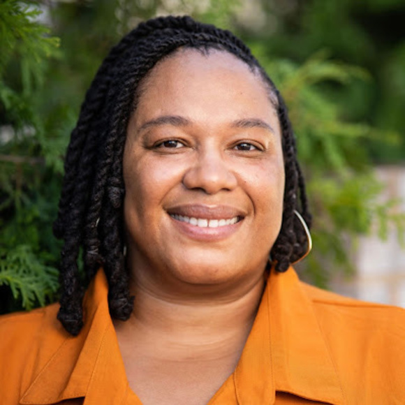 Profile Picture of Samantha Gingles (@sam1984gingles) on Poshmark