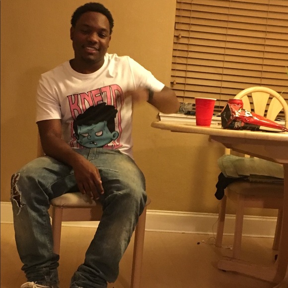 Profile Picture of Keenon Griffin (@coach_k964) on Poshmark